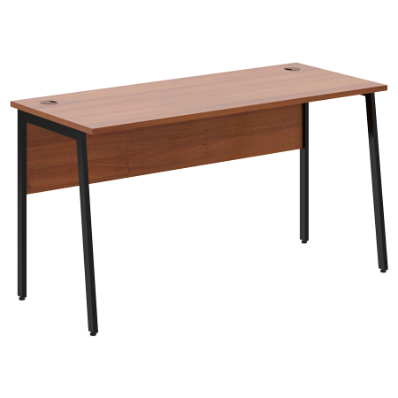 Стол офисный на металлокаркасе СП-3.1P серии Имаго-PLUS