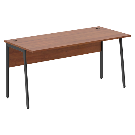 Стол офисный на металлокаркасе СП-4P серии Имаго-PLUS