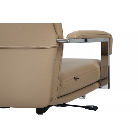 Кресло руководителя Leon-M (B916)